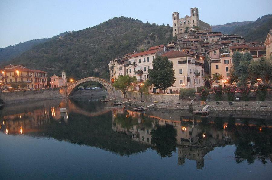 La Casa Di Elda Lejlighed Dolceacqua Eksteriør billede
